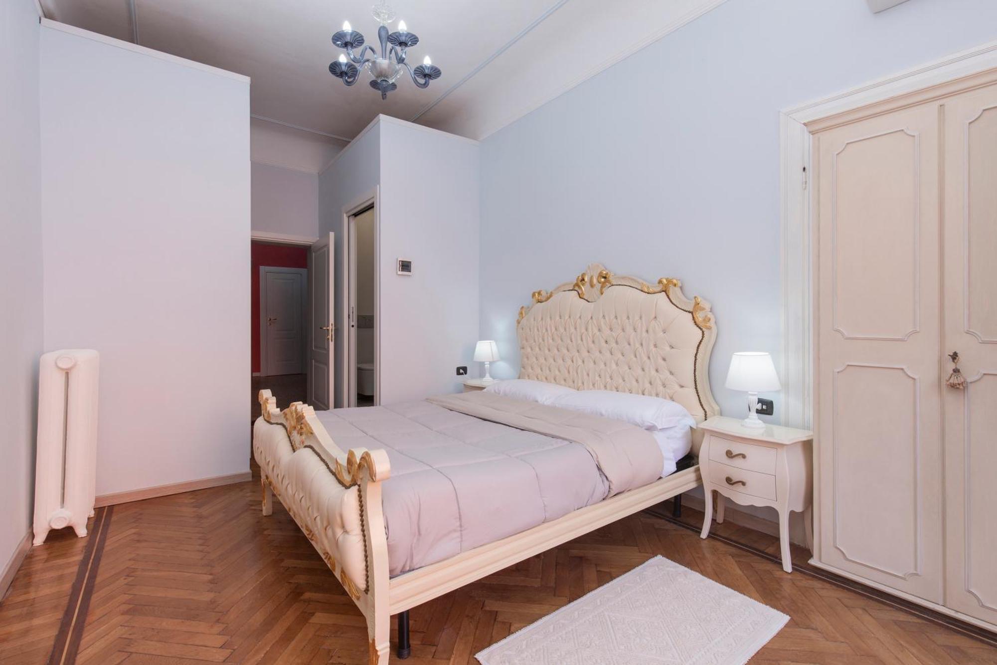 Simon' Secret Guest house 2*